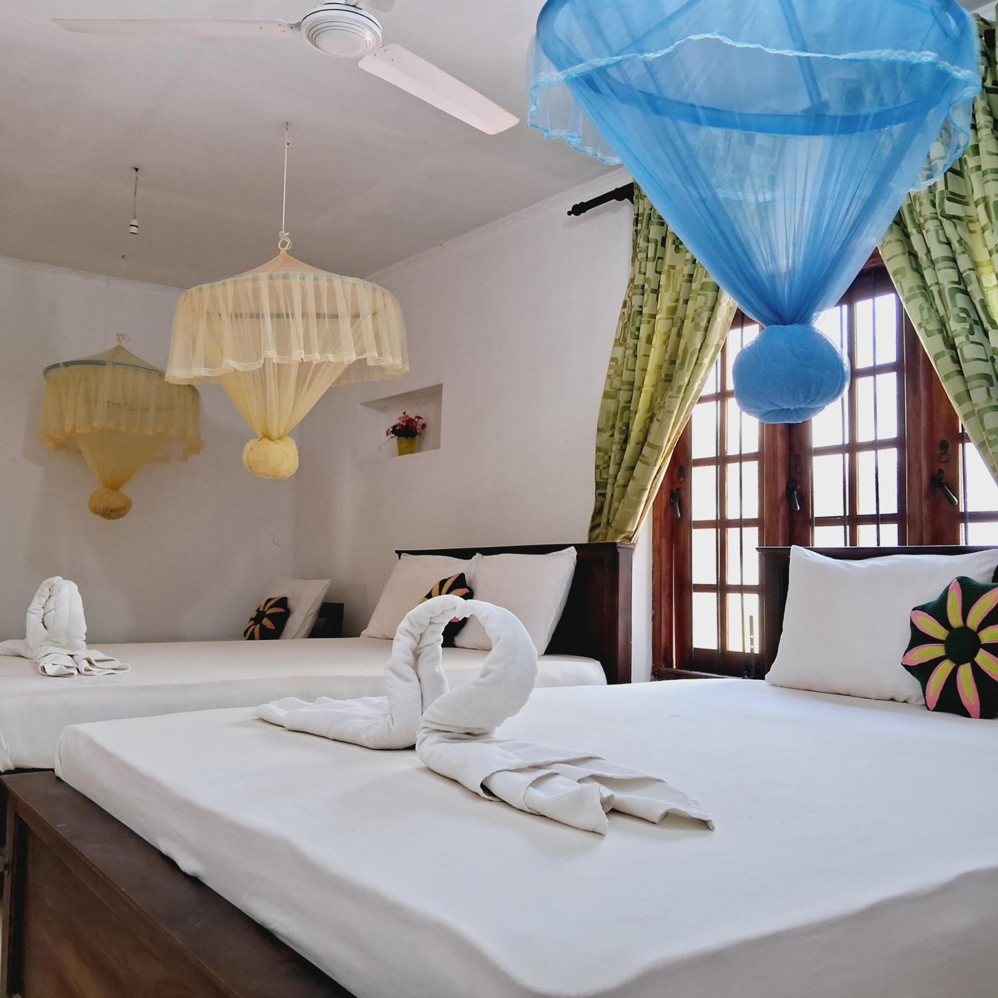 Sanjana Home Stay Хабарана Экстерьер фото